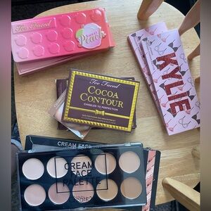 Makeup bundle